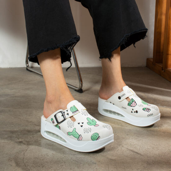 Дамско анатомично работно сабо на платформа /