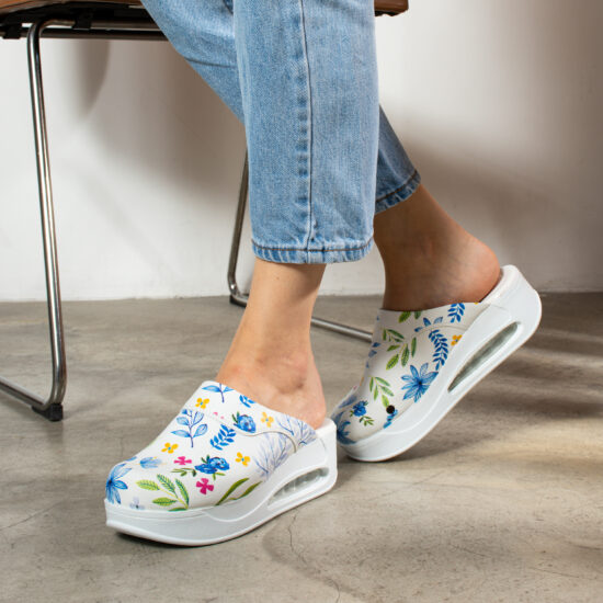 Дамско анатомично работно сабо на платформа /