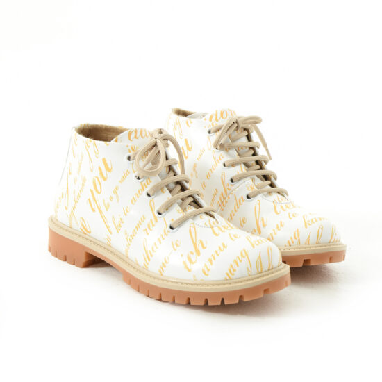 Дамски бели боти от естествена кожа с принт /