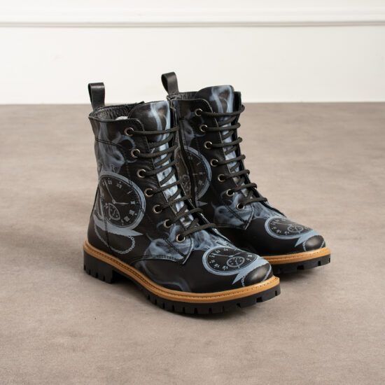 Alternative view of Черни дамски боти от естествена кожа с принт