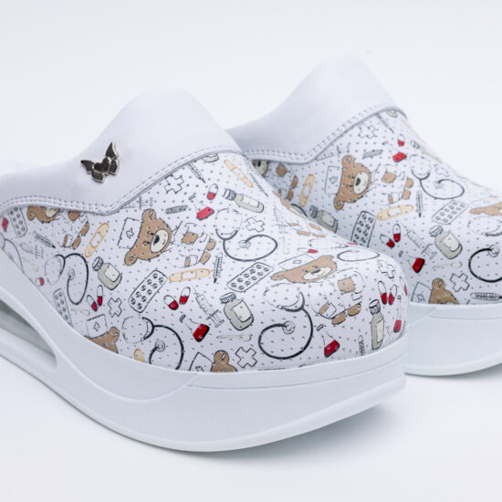 Медицински чехли на платформа от естествена кожа /