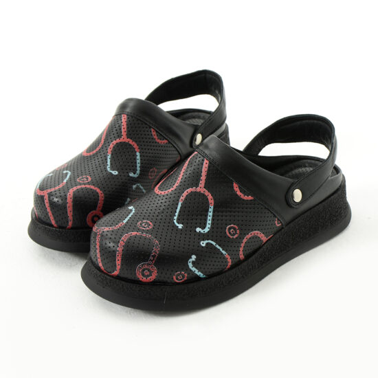 Nocturnia Черно медицинско сабо от естествена кожа с каишка /