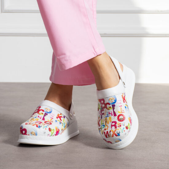 Аlphabet Бяло анатомично сабо от естествена кожа с каишка /