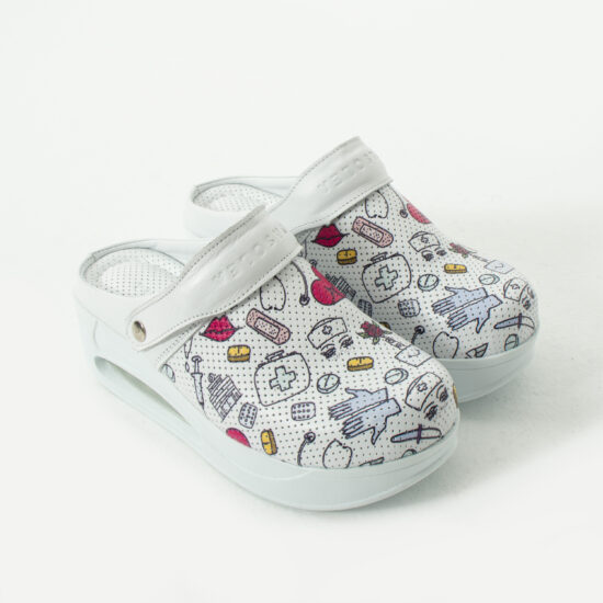 Анатомично кожено сабо на платформа с каишка /