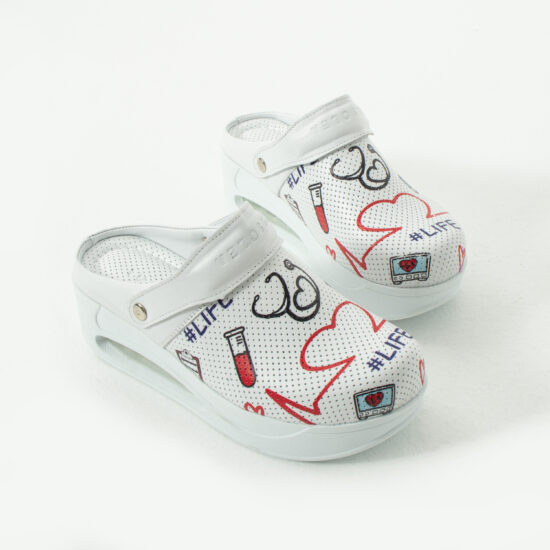 Анатомично кожено сабо на платформа с каишка /