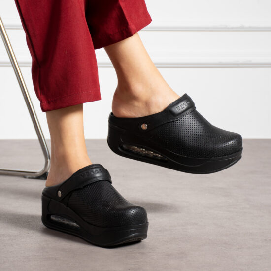 Alternative view of Анатомично кожено сабо на платформа с каишка