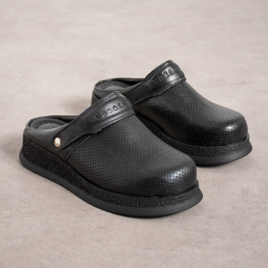 Професионално черно работно сабо с каишка /