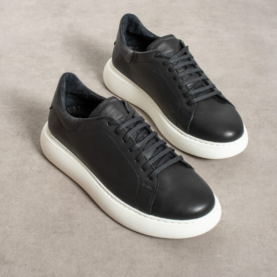 Мъжки черни кецове от естествена кожа /