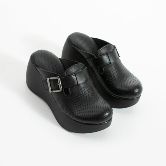 Selina Black Дамско черно анатомично сабо на висока платформа от естествена кожа /