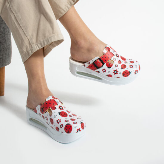 Lucky Lady Дамско цветно анатомично работно сабо на платформа /