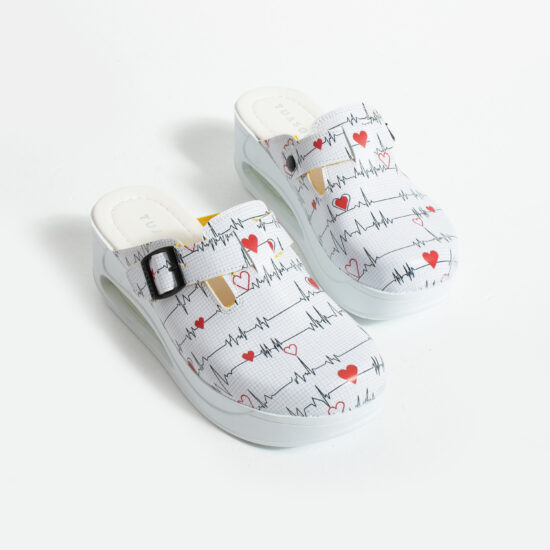 Дамско медицинско работно сабо на платформа /