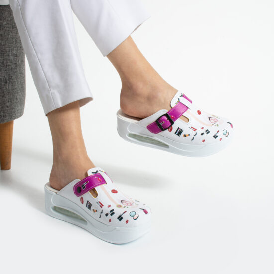 Дамско анатомично работно сабо на платформа за козметик /