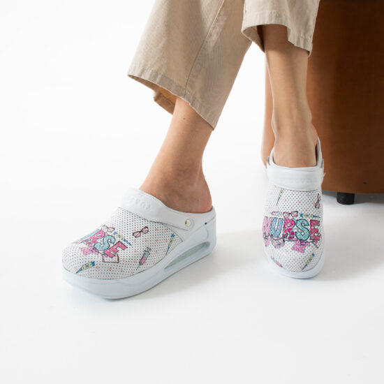 Анатомични медицински чехли от естествена кожа на платформа /