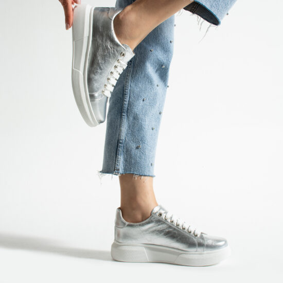 Timeless Silver Дамски анатомични сребристи кецове от естествена кожа /