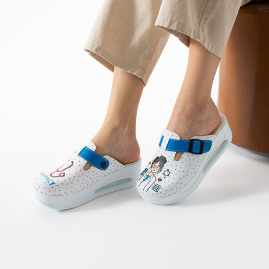 Дамско анатомично сабо на платформа за аптека /