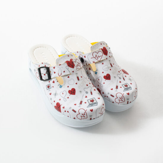 Дамско анатомично медицинско сабо на платформа /