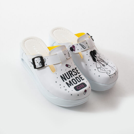 Дамско анатомично медицинско сабо на платформа /