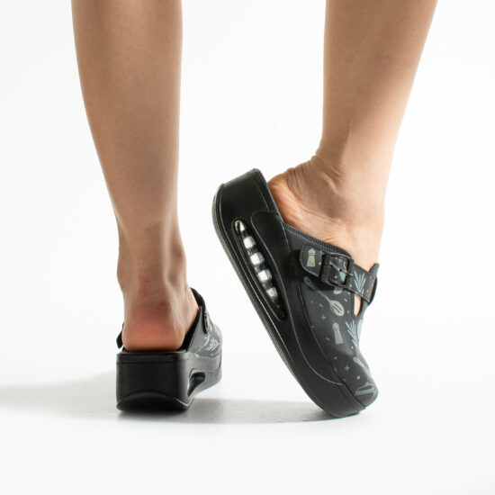 Дамско анатомично работно сабо на платформа за кухня /