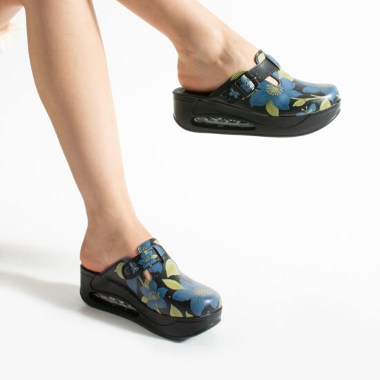 Дамско цветно анатомично работно сабо на платформа /