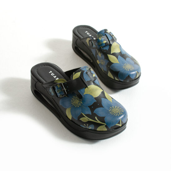 Дамско цветно анатомично работно сабо на платформа /