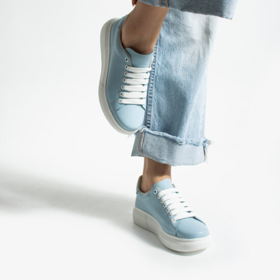 Дамски анатомични сини кецове от естествена кожа /