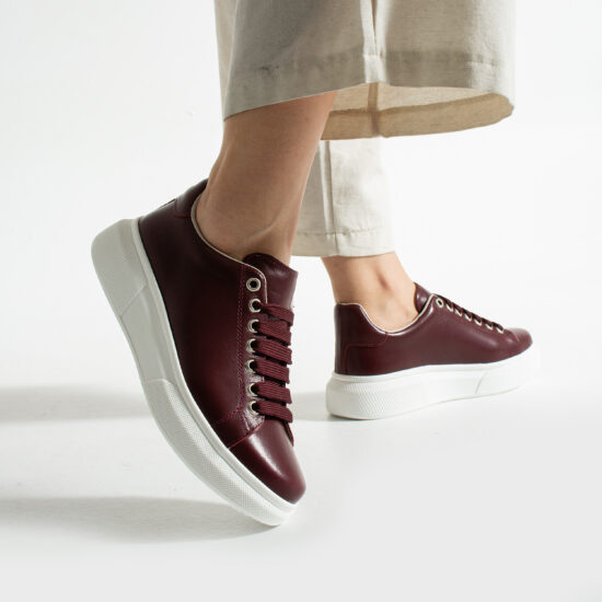 Timeless Bordeaux Дамски анатомични кецове от естествена кожа в цвят бордо /