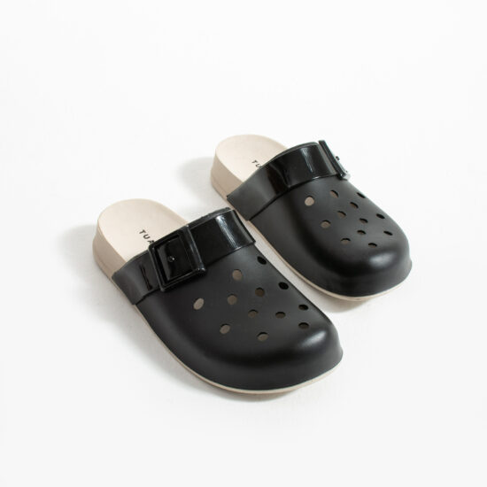 Clio Black Черни дамски гумени чехли сабо с дупки /