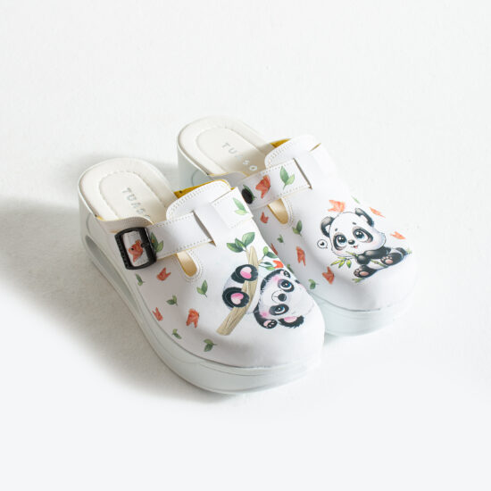 Дамско цветно анатомично работно сабо на платформа /