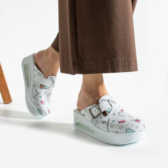 Анатомични чехли от естествена кожа на платформа за зъболекари /