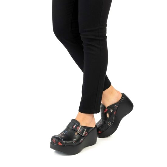 Черни анатомични медицински чехли на платформа от естествена кожа /