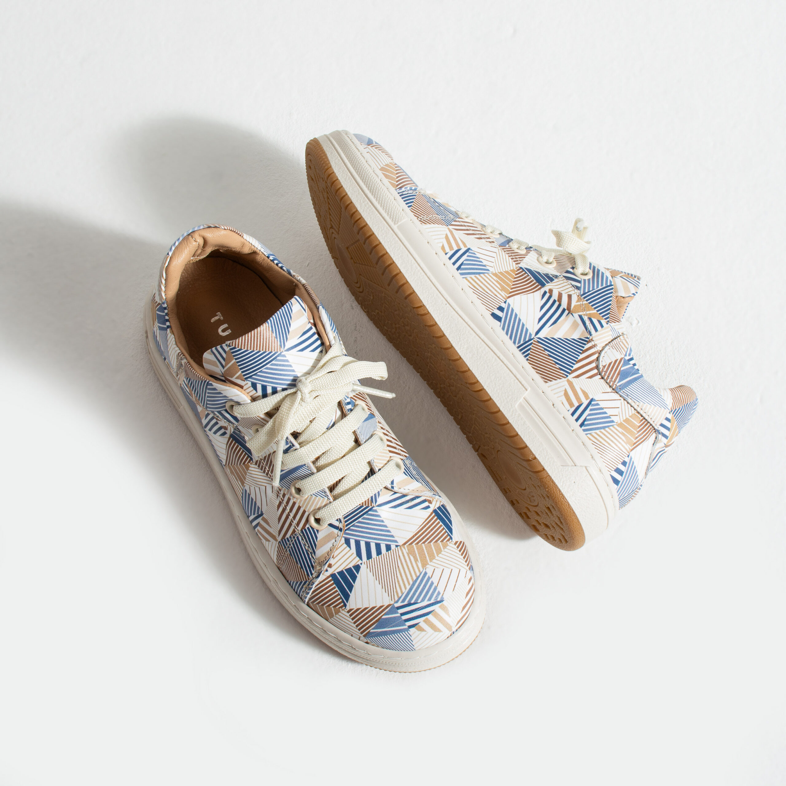 Анатомични дамски кецове от естествена кожа Дамски кецове и сникърси 15 Анатомични дамски кецове от естествена кожа - Image 5