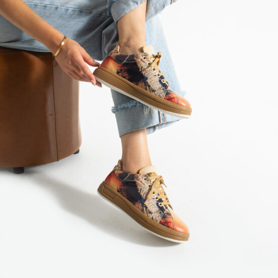 Alternative view of Анатомични дамски кецове от естествена кожа