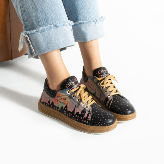 Анатомични дамски кецове от естествена кожа Дамски кецове и сникърси