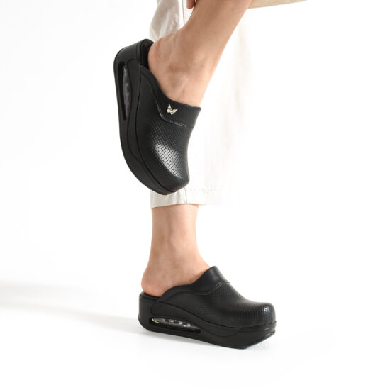 Comfort Black Дамски черни анатомични чехли на платформа от еко кожа /