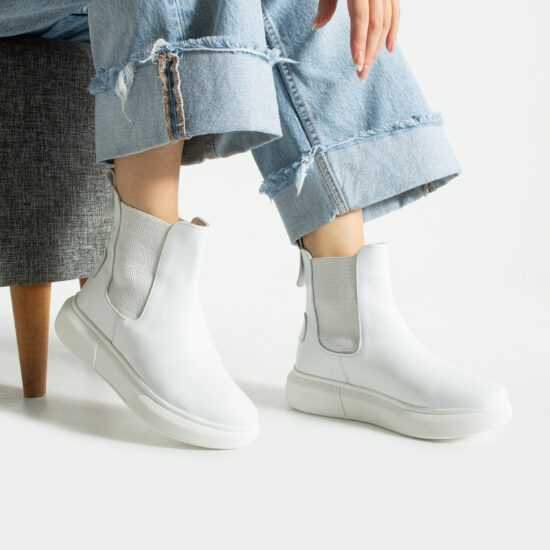 Alternative view of Дамски бели високи кецове от естествена кожа