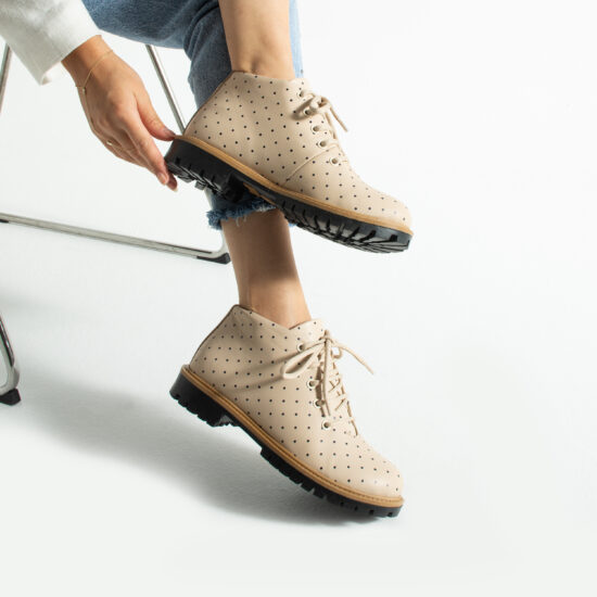 Дамски къси бежови боти от естествена кожа до глезена /