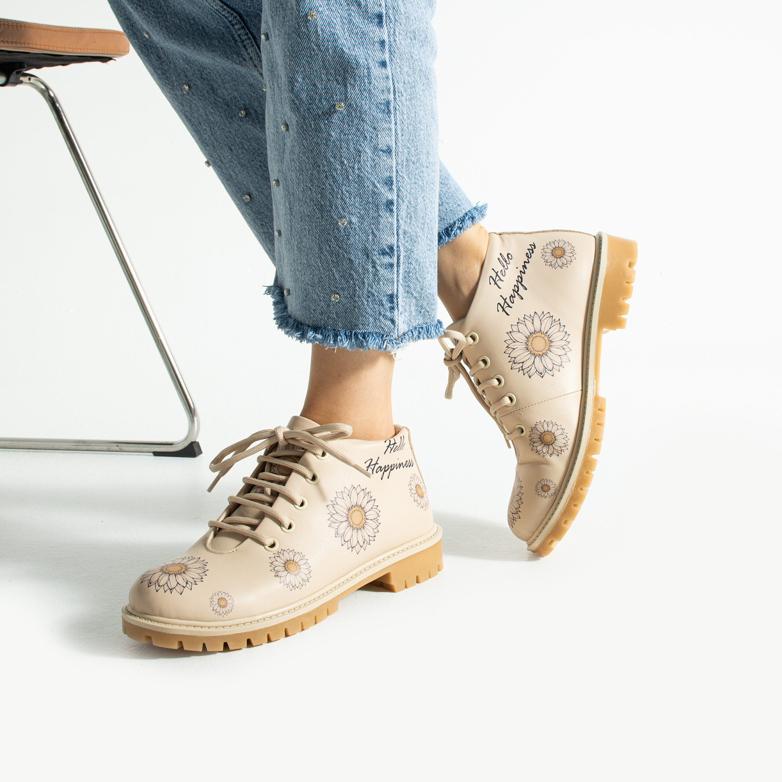 Дамски къси бежови боти от естествена кожа до глезена Дамски боти 13 Дамски къси бежови боти от естествена кожа до глезена - Image 3