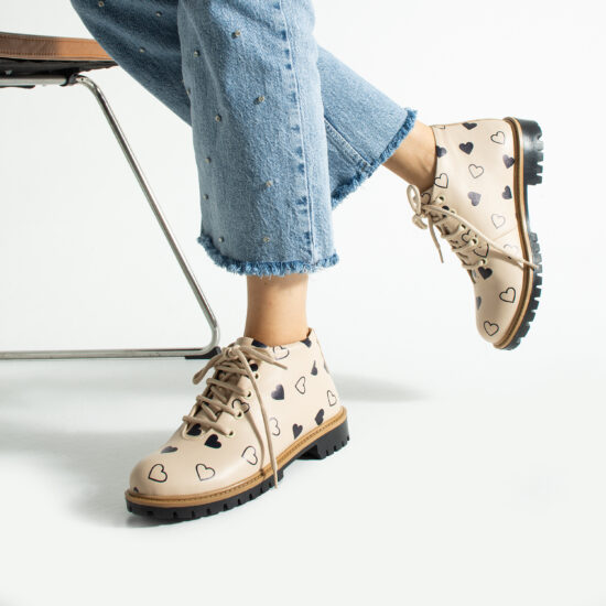 Amore Дамски къси бежови боти от естествена кожа до глезена /