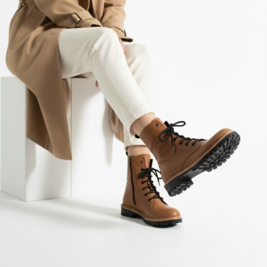 Дамски кафяви кубинки естествена кожа с цип /