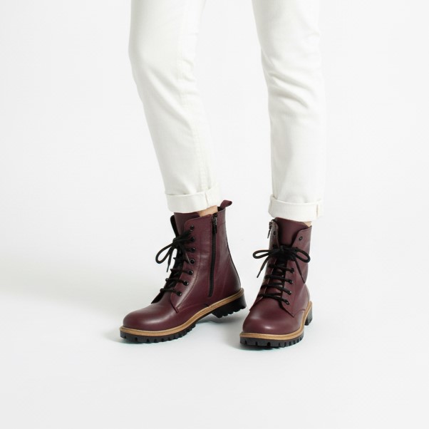 Дамски кубинки естествена кожа с цип в цвят бордо Дамски боти 11 Дамски кубинки естествена кожа с цип в цвят бордо