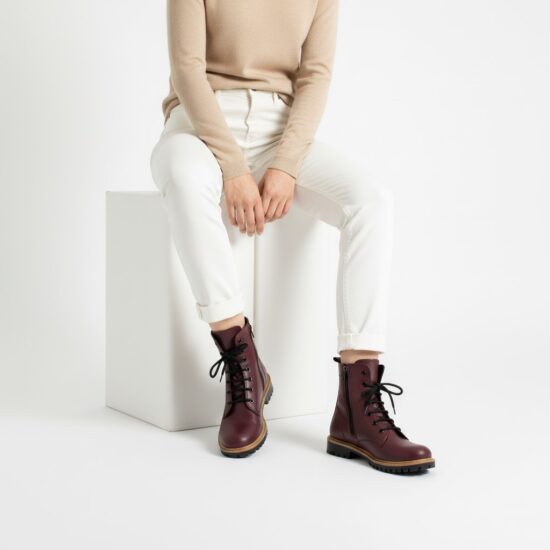 Essence Bordeaux Дамски кубинки естествена кожа с цип в цвят бордо /