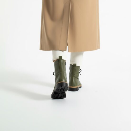 Essence Olive Дамски тъмнозелени кубинки естествена кожа с цип /