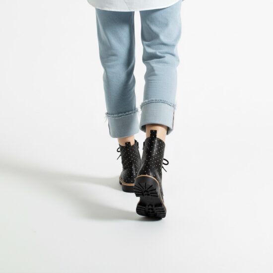 Polka dot Black Дамски черни боти тип кубинки от естествена кожа /