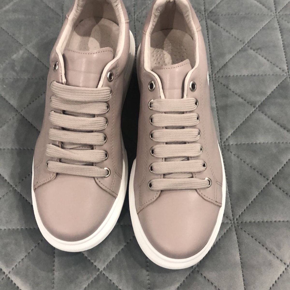 Image #1 from Анонимен