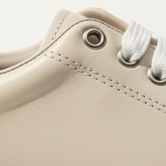 Timeless Crème Анатомични бежови дамски кецове от естествена кожа /