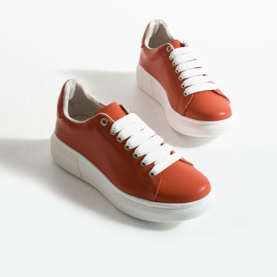 Дамски анатомични червени кецове от естествена кожа /