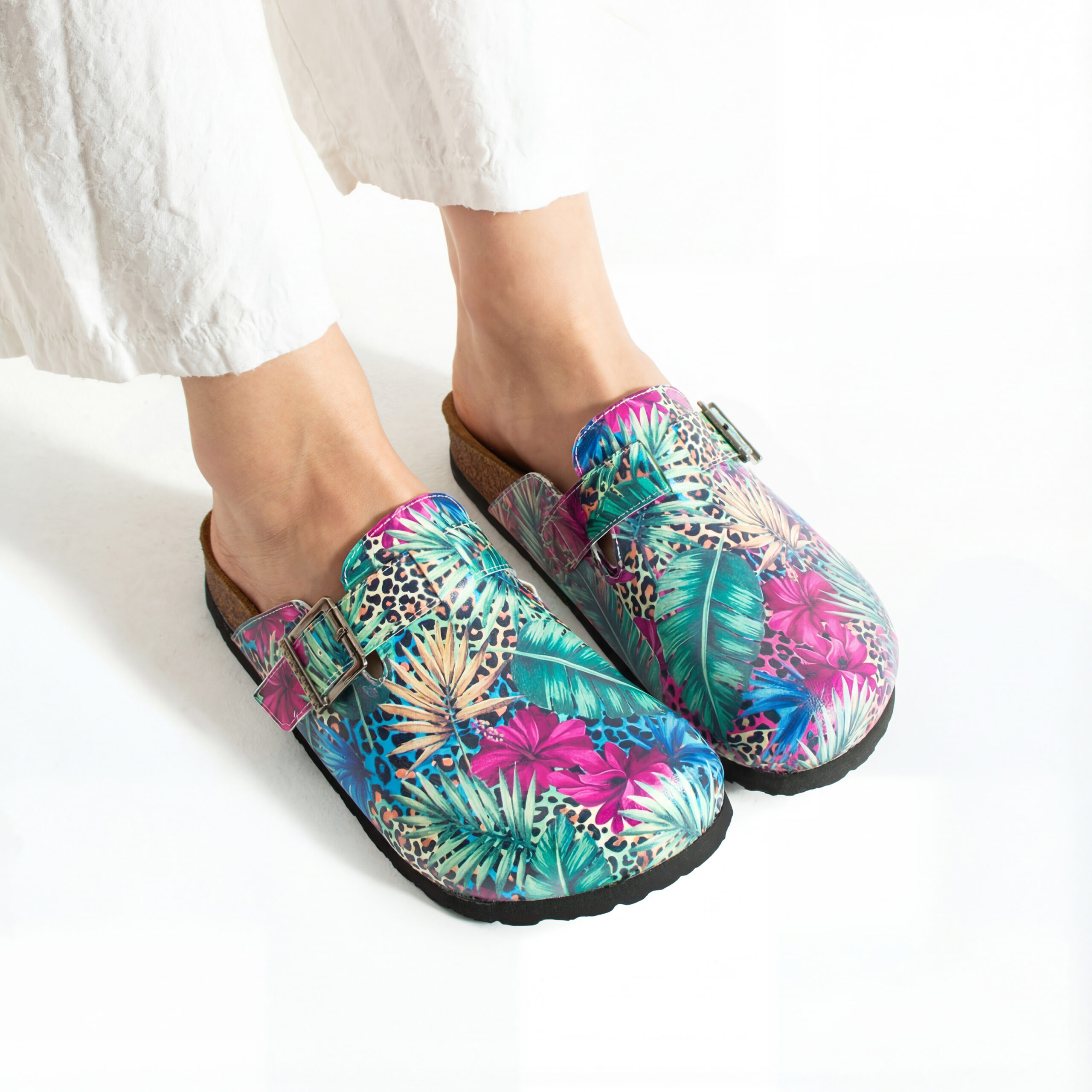 Дамски ортопедични чехли с цветен дизайн Весели чехли Шарени 11 Дамски ортопедични чехли с цветен дизайн