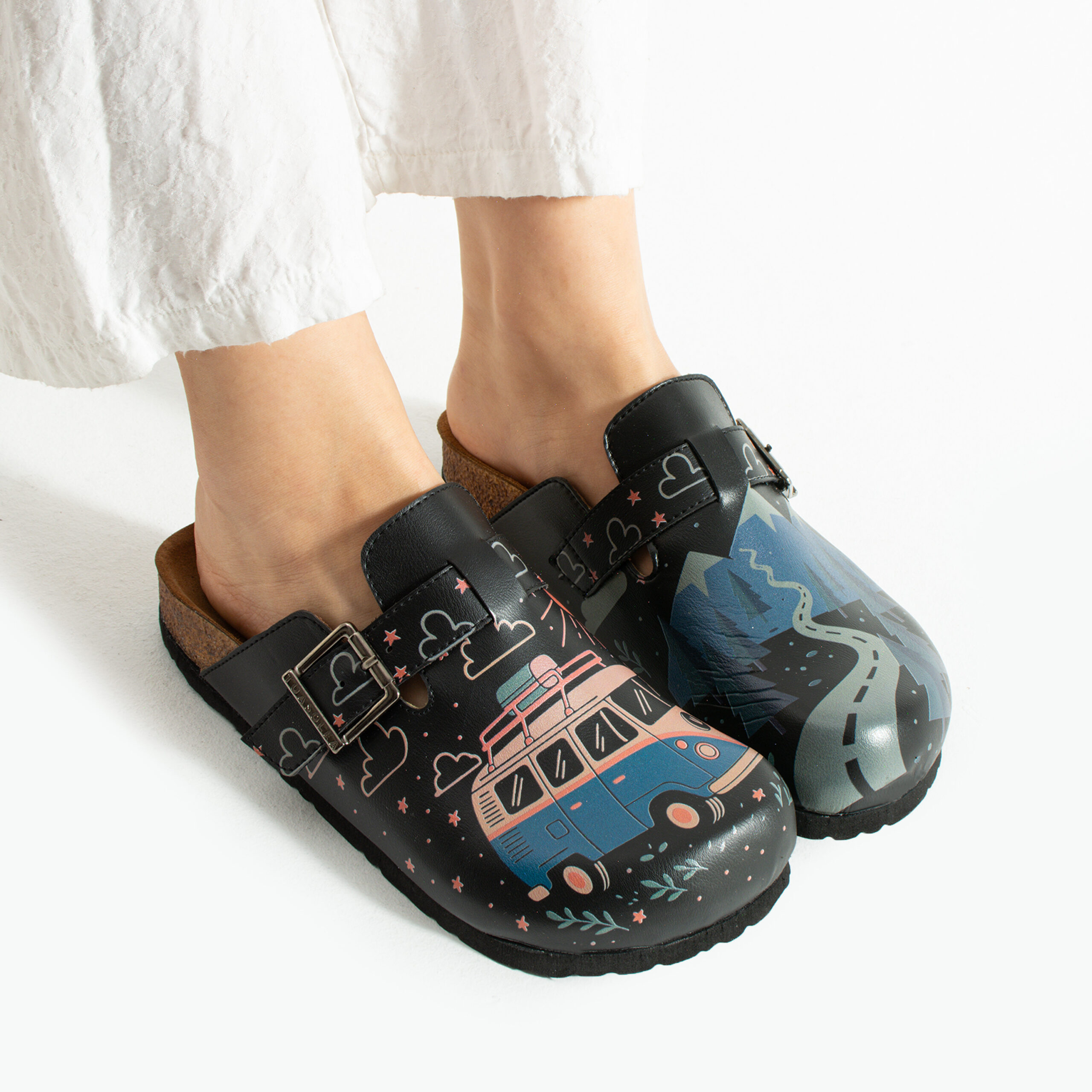 Дамски ортопедични чехли с цветен дизайн Весели чехли Шарени 11 Дамски ортопедични чехли с цветен дизайн