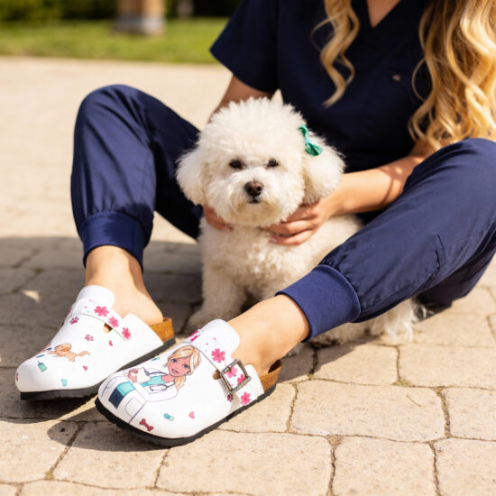 Alternative view of Медицински дамски ортопедични чехли за ветеринар