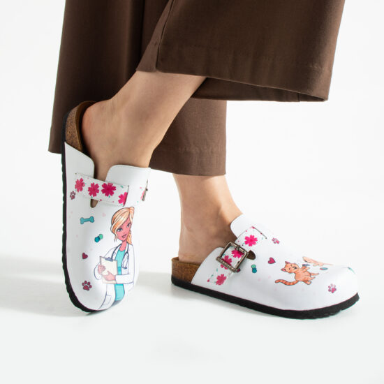 Медицински дамски ортопедични чехли за ветеринар /